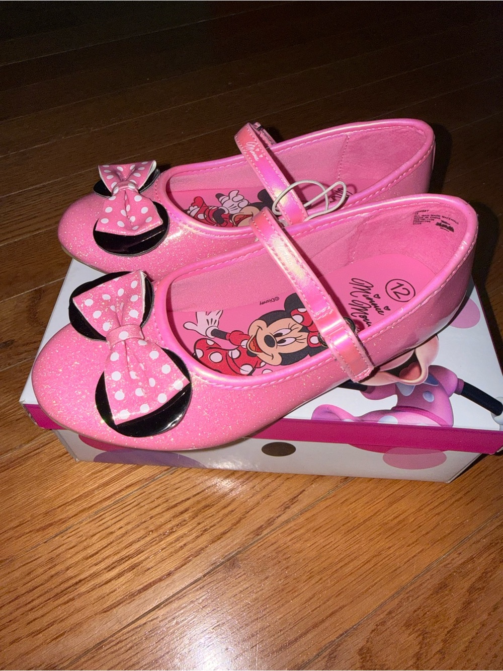 Disney Pink Minnie Mouse Girls Dress Shoes with Bow